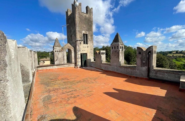 Nice apartment for 4 people with WIFI, TV, terrace, pets allowed and parking