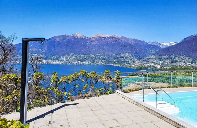 Nice apartment for 5 people with pool, WIFI, TV, terrace and parking