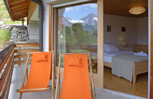 Nice apartment for 5 guests with WIFI, TV and balcony