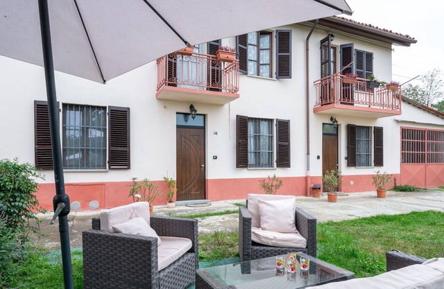 Nice apartment for 6 people with WIFI, patio, pets allowed and panoramic view