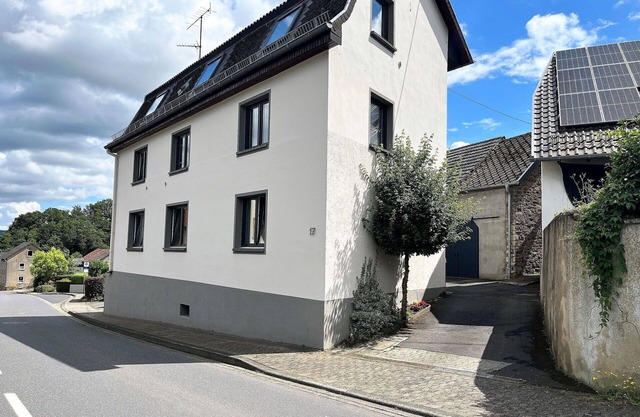 Nice apartment for 10 people with WIFI, A/C, TV and patio