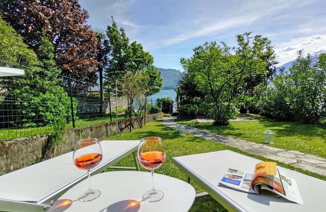 Nice apartment for 4 people with WIFI, TV, patio and pets allowed