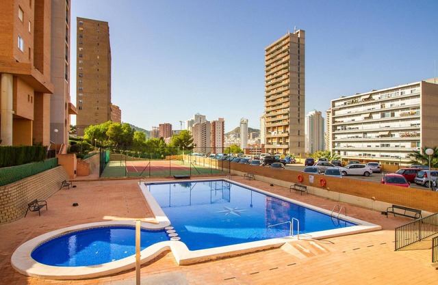 Nice apartment in Benidorm with kitchen