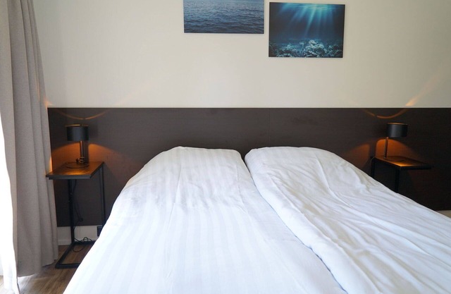 Nice apartment in villa for 6 people with WIFI, TV, terrace and parking