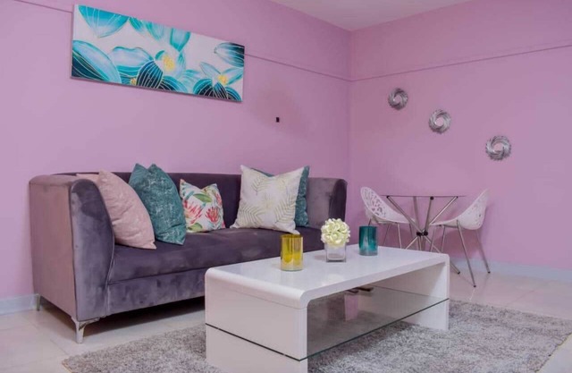 Nice Cosy Comfortable Apartment Close to all Amenities in Town