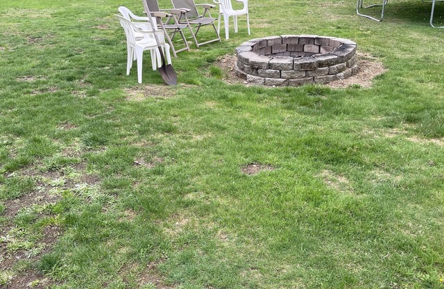 Nice flat full RV hook up space! Quiet!