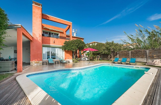Nice home in Saint-Laurent-du-Var