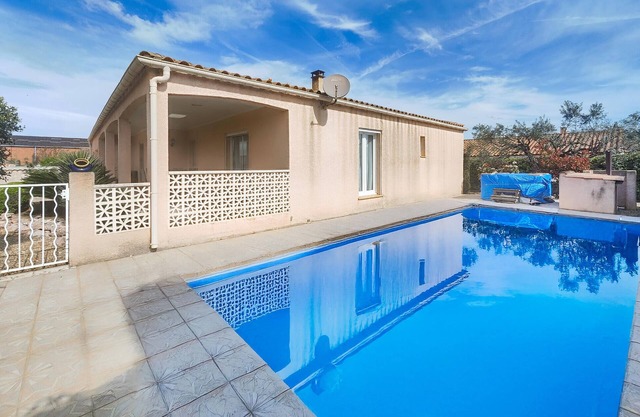 Nice home in Cessenon sur Orb