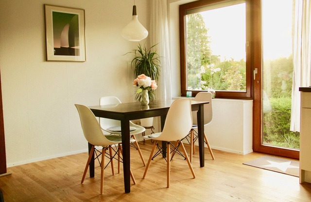 Nice quiet location close to the sea max. 3 persons