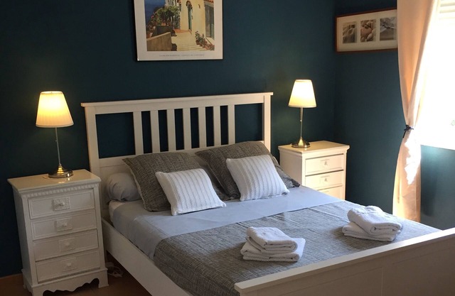 Nice T2 between beach and city center, terrace, wifi, air conditioning, parking, bicycle storage .