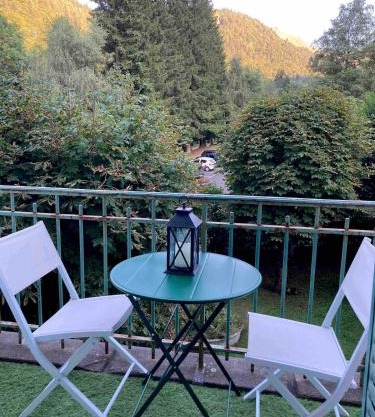 Nid douillet avec balcon et vue montagne Mt Dore