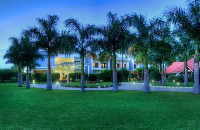 Nijaguna Resort & Spa - Near BRT Wildlife