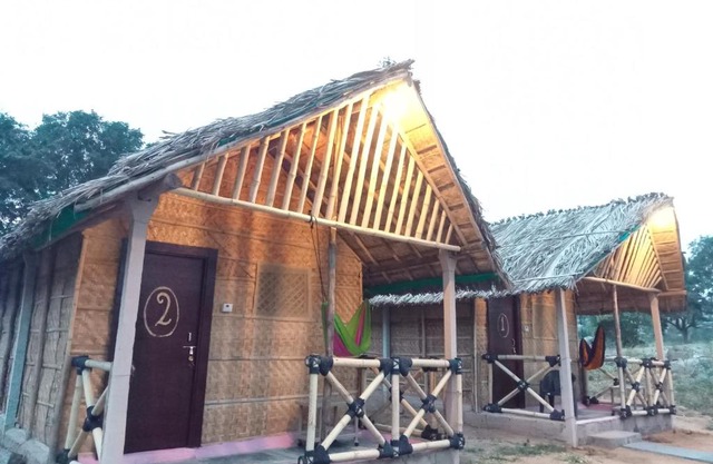 NIRVANA CAFE HAMPI
