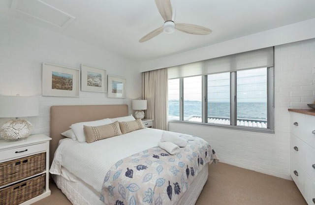 Nirvana - Mollymook's Ultimate Beach House