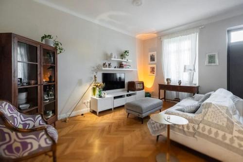 Nolo Design - near Central Station