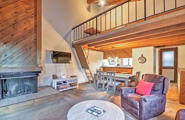 Northstar Resort Shuttle Access: Truckee Condo