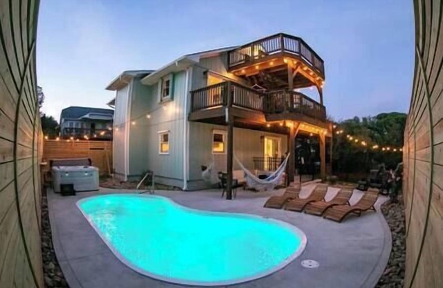 nTranquil 4th Row Ocean View w Pool & Hot Tub . Book Your Dream Oasis Now!