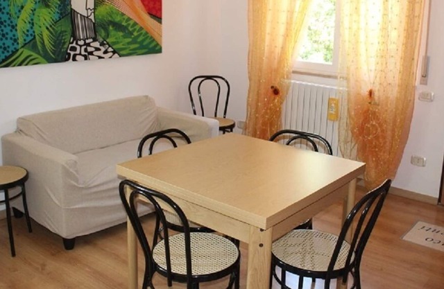 Numana center, new three-room apartment with private parking space