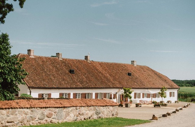 Nurmuižas viesnīca