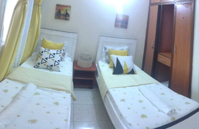 Nyali 2 BR Apt with 3 Beds Few Minutes to the Beach