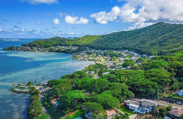 Oasis Manor - Incredible Ocean Views from most rooms! AC