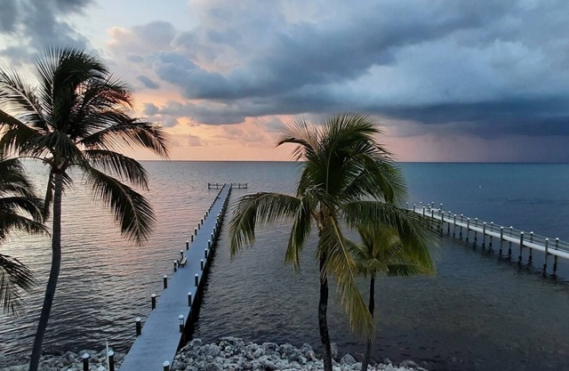 OCEAN FRONT TOWN HOUSE with breath taking views from all 3 balconies.