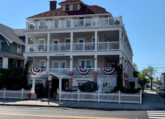 Ocean Manor 1100 Inn