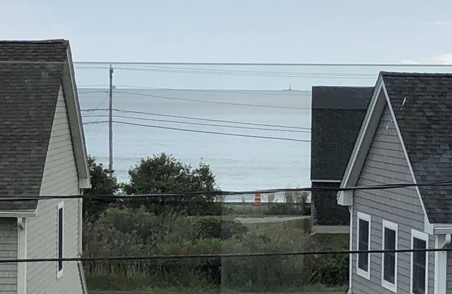 OCEAN VIEW CRASHING WAVES STUNNING SECOND FLOOR KITCHEN/LIVING ROOM 8 BED 4 BATH