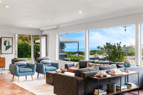 Ocean View Retreat Firepit & Spacious Yard