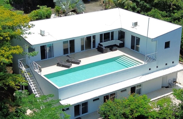 Ocean View Villa Coralina