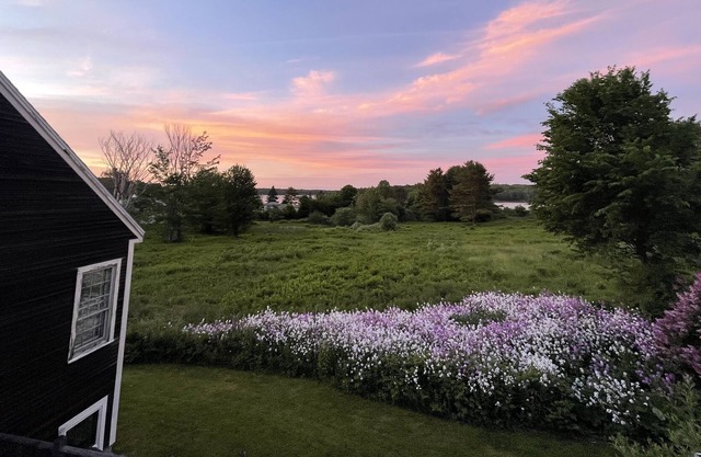 Ocean Views in Midcoast - Round Pond Village