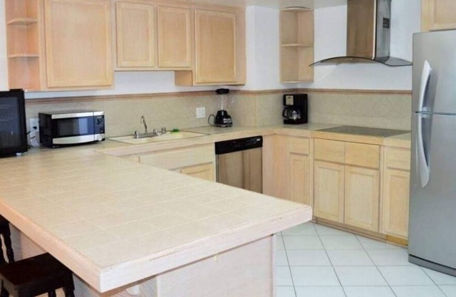 Oceana Casa Del Mar Luxury Beach Side 2/BR Condo
