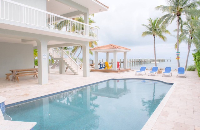 Oceanfront 3 bedroom with dock