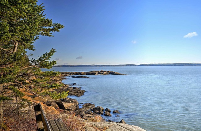 Oceanfront Cottage on 2 Acres - 4 Miles to Town!