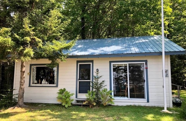 Oceanfront Sunset View Cottage w/Fire Pit - Near Acadia & Bar Harbor
