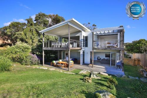 Oceanside I Pet Friendly Absolute Beachfront
