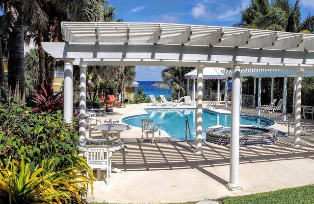 Oceanside Queen Room with ensuite