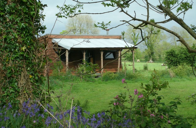Off The Grid Experience, Close To Nature, A Great Getaway, with great views