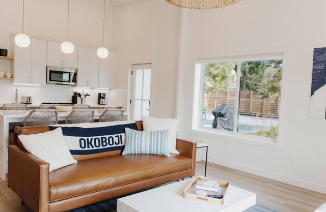 Okoboji Flats 6 at the Lake (Off East Lake)