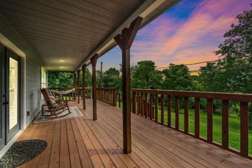 Old and Lost River Home on the river by Super Hosts instant book barbers hill wifi work space fishing hunting bird watching