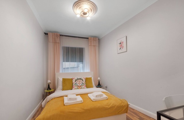 Old Street Apartment by MoreThanStays | 1st Floor