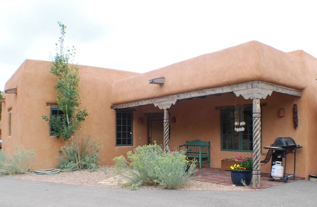 Old World Elegant Guest House just off Canyon Road