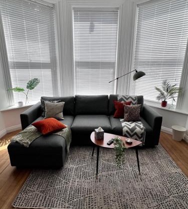On The Avenue Apt 1