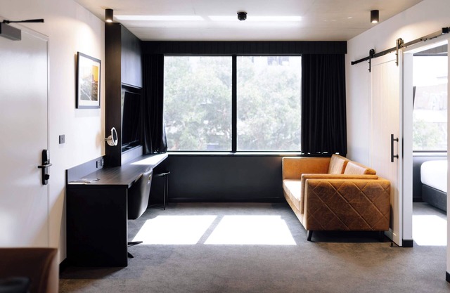 One-Bedroom Apartment in CBD