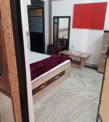 OP krishna homestay