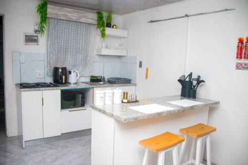 Optimum Stay Self Catering Accommodation - Junior Suite