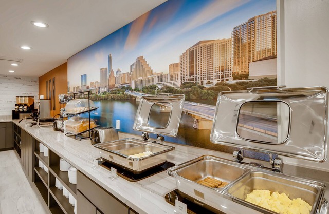 Orangewood Inn & Suites Midtown