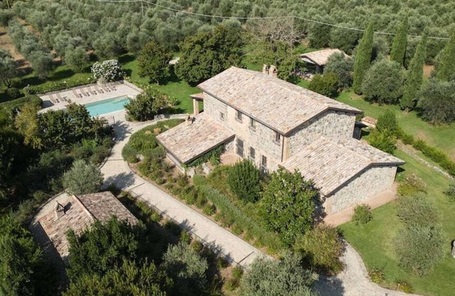 Orvieto villa Summary