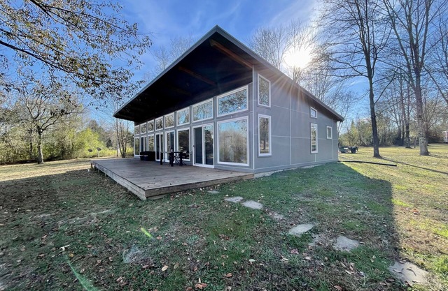 Osolee Meadows 8 Secluded Acres On The Harpeth River + Hang-Out Cabin!