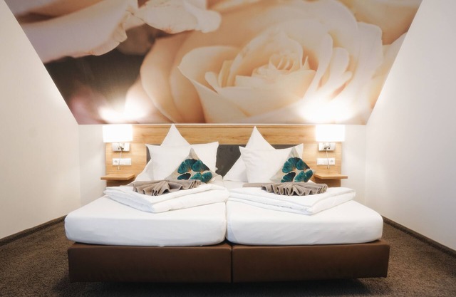 Outlet Hotel